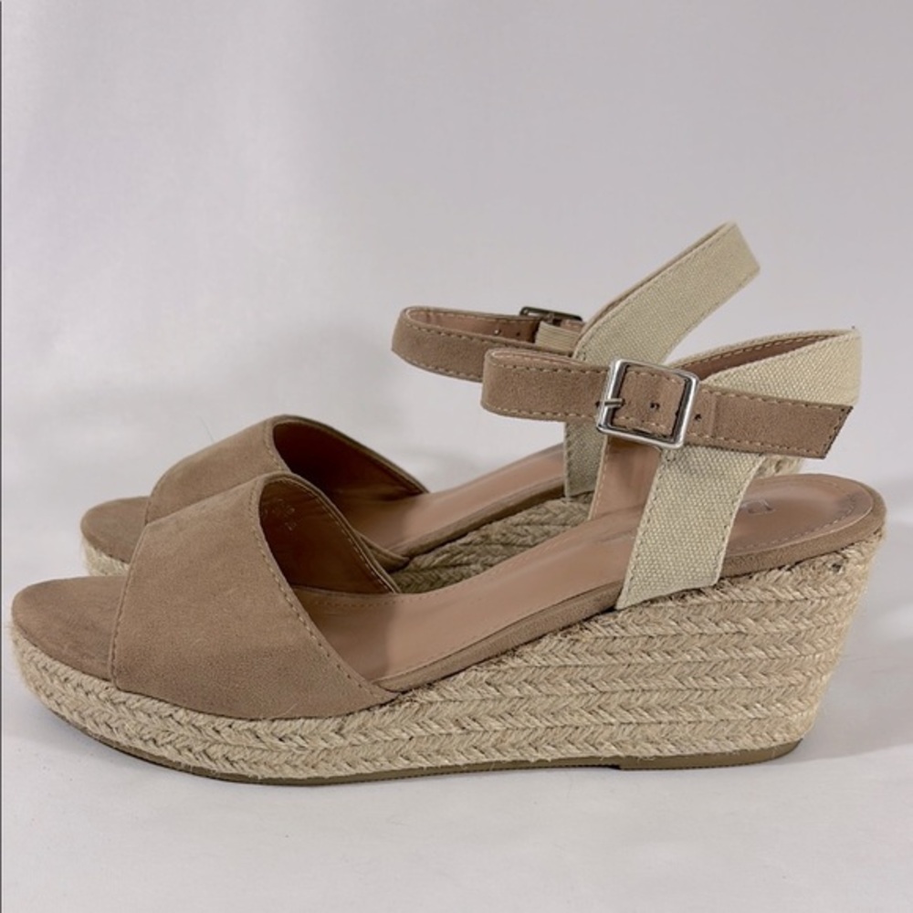 Mayari Tan Wedge Sandals Natural Suede